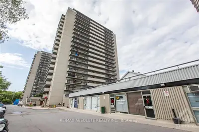 158B MCARTHUR Avenue 1205, Vanier and Kingsview Park, ON K1L 8C9