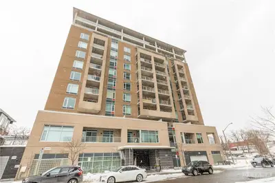 100 CHAMPAGNE Avenue S 905, Dows Lake - Civic Hospital and Area, ON K1S 4P4