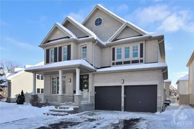 225 BLACK SAGE Crescent, Blossom Park - Airport and Area, ON K1V 2J7