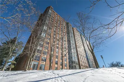 2759 Carousel Crescent 508, Blossom Park - Airport and Area, ON K1T 2N5