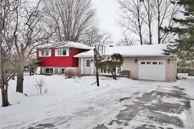 10410 COUNTY ROAD 3 Road, North Dundas, ON K0E 1S0