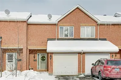 1633 GREYWOOD Drive, Orleans - Convent Glen and Area, ON K1C 7L9