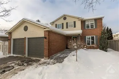 1400 TURNER Crescent, Orleans - Cumberland and Area, ON K1E 2Y4