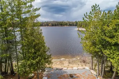 801 RAPID Road, Whitewater Region, ON K0J 2L0