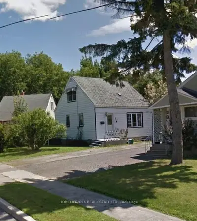 7 Royal Crescent, Brockville, On K6v 2p2