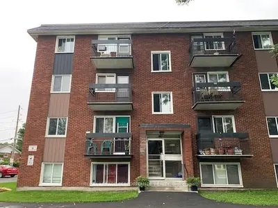 1025 Cartier Boulevard 1, Hawkesbury, On K6a 2y4