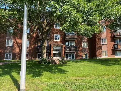 1035 CARTIER Boulevard 5, Hawkesbury, ON K6A 2Y4