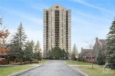 545 St Laurent Boulevard 1804, Manor Park - Cardinal Glen And Area, On K1k 4h9