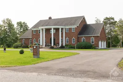 5296 KNOTT Crescent, Manotick - Kars - Rideau Twp and Area, ON K4M 1C2