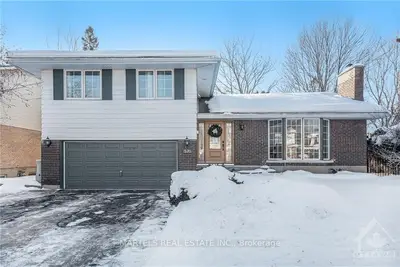 570 DUFF Crescent, Beacon Hill North - South and Area, ON K1J 7C5