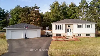 31 JAMIE Crescent, Petawawa, ON K8H 3N2