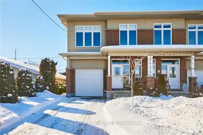 1310 AVENUE P Crescent, Alta Vista and Area, ON K1G 0B3