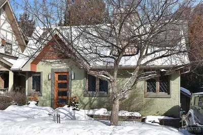 17 MARLOWE Crescent, Glebe - Ottawa East and Area, ON K1S 1H3