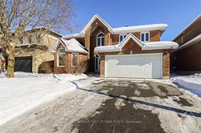 3492 WYMAN Crescent, Hunt Club - Windsor Park Village and Area, ON K1V 0Y8