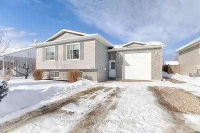 181 D'YOUVILLE Drive, Pembroke, ON K8A 8R5