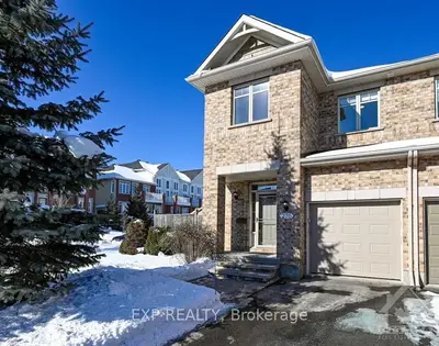 276 EYE BRIGHT Crescent, Blossom Park - Airport and Area, ON K1V 2K7