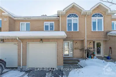 1951 SUMMERFIELDS Crescent, Orleans - Convent Glen and Area, ON K1C 7B5