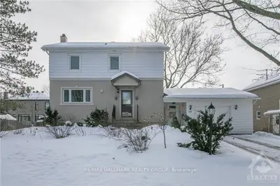 64 STARWOOD Road, Meadowlands - Crestview and Area, ON K2G 1Z3