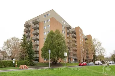 1599 LASSITER Terrace 405, Beacon Hill North - South and Area, ON K1J 8R6