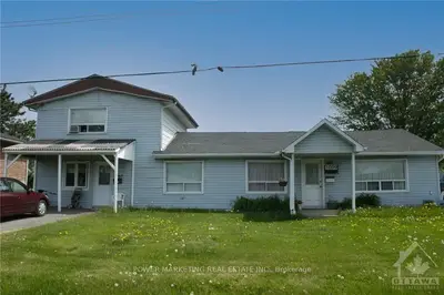 1099 CHOLETTE Crescent, Orleans - Convent Glen and Area, ON K1C 1T4