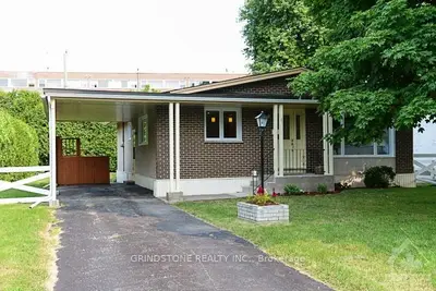 27 RIVER BEND Drive, Crystal Bay - Rocky Point - Bayshore, ON K2H 5G9