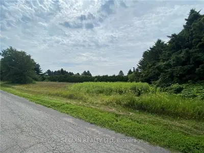 ,... RIDGE Road, The Nation, ON K0B 1G0