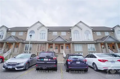 1701 BLOHM Drive 17, Hunt Club - South Keys and Area, ON K1G 6N6