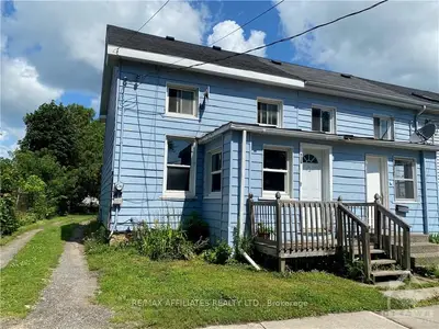 136 JAMES Street E, Prescott, ON K0E 1T0
