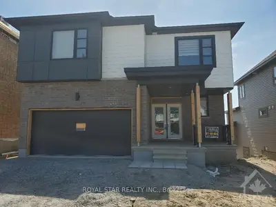 4542 KELLY FARM Drive, Blossom Park - Airport and Area, ON K1X 0E8