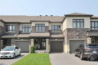 824 STALLION Crescent, Stittsville - Munster - Richmond, ON K2S 0Y4