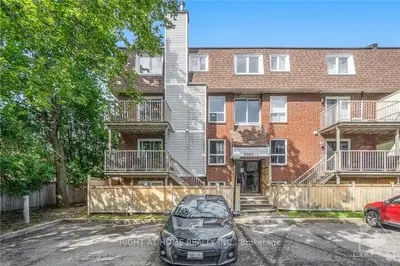 3062 COUNCILLOR'S Way H, Blossom Park - Airport and Area, ON K1S 2S9