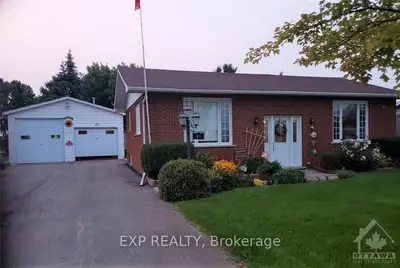 51 MECHANIC Street W, North Glengarry, ON K0C 1T0