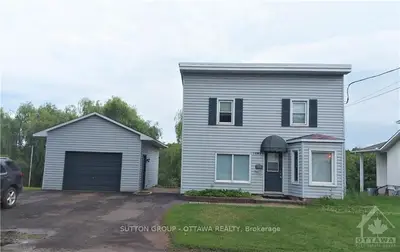 1082 NOTRE DAME Street, Russell, ON K0A 1W0