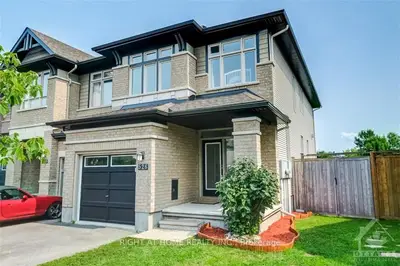 526 GRAND TULLY Way, Blossom Park - Airport and Area, ON K1V 2M8