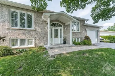 2225 LAPOINTE Street, Clarence-Rockland, ON K0A 1E0