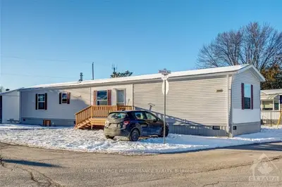 3535 St Joseph Boulevard 100, Orleans - Cumberland And Area, On K0b 1k0
