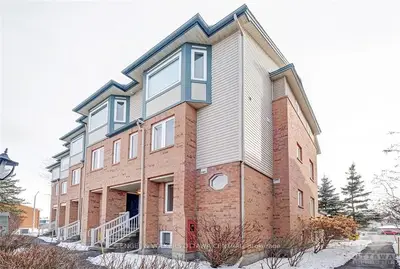 2828 BASELINE Road, South of Baseline to Knoxdale, ON K2H 1G9