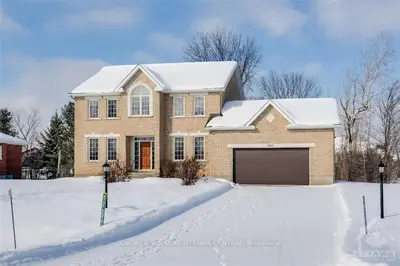 6865 SOUTH VILLAGE Drive, Greely - Metcalfe - Osgoode - Vernon and Area, ON K4P 0A4