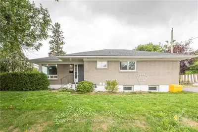2001 NAVAHO Drive, Belair Park - Copeland Park and Area, ON K2C 0T9