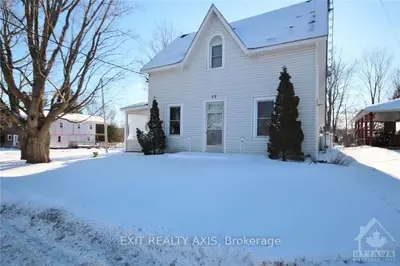 22 CONCESSION Street, Westport, ON K0G 1X0