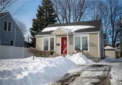 77 Harrold Place, Carlington - Central Park, ON K1Z 7N7
