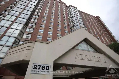 2760 CAROUSEL Crescent 905, Blossom Park - Airport and Area, ON K1T 2N4