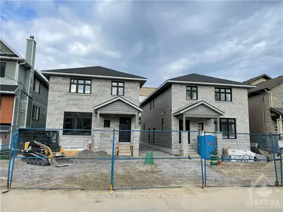 681 EDISON Avenue, Carlingwood - Westboro and Area, ON K2A 1W2