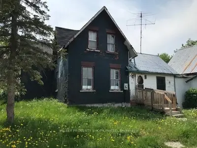 1603 FORESTERS FALLS Road, Whitewater Region, ON K0J 1K0