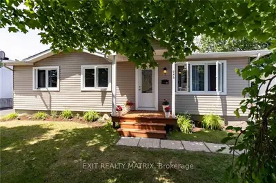 946 GHISLAIN Street, Hawkesbury, ON K6A 3A9