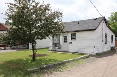 1024 Poirier Street, Pembroke, ON K8A 6H2