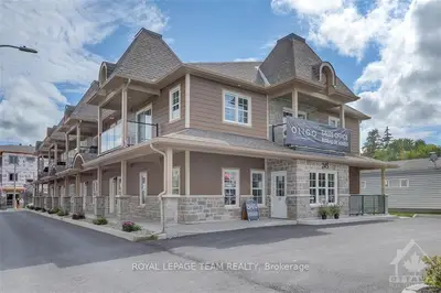 245 Equinox Drive 201, Russell, On K0a 1w1