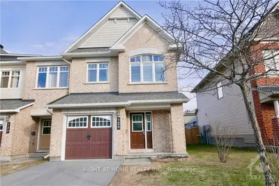 128 CALVINGTON Avenue, Kanata, ON K2T 0H7