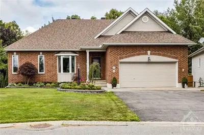 55 WILDERNESS Way, Stittsville - Munster - Richmond, ON K2S 2E3