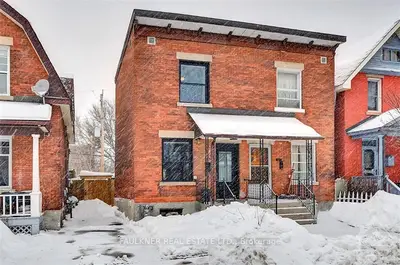 209 Plymouth Street, Dows Lake - Civic Hospital And Area, On K1s 3e4